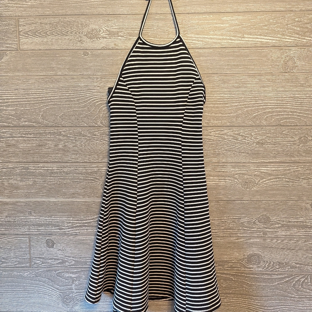 Sleeveless maxi dress